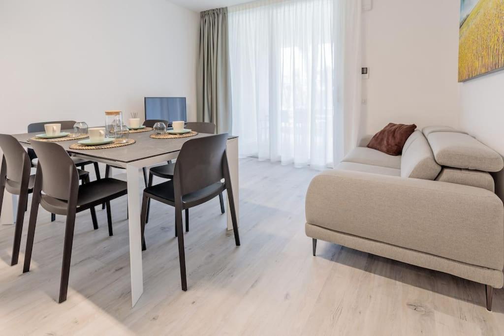 Wave Island! Luxury Resort A Jesolo - Piscina E Park Free! Exterior foto